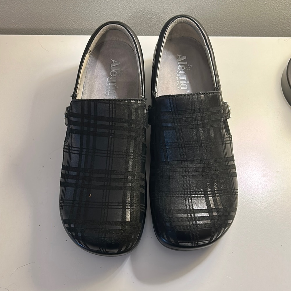 Women 40 Alegria shoes